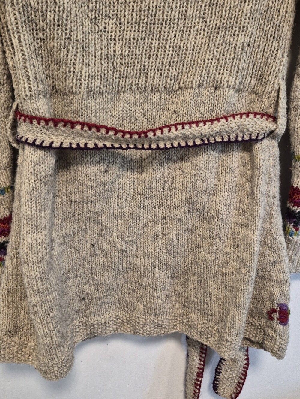 Vtg Newari Nepal Hand Knit Wool Cardigan Sweater Y2K Hooded Belted Floral Sz S/M - Picture 11 of 14
